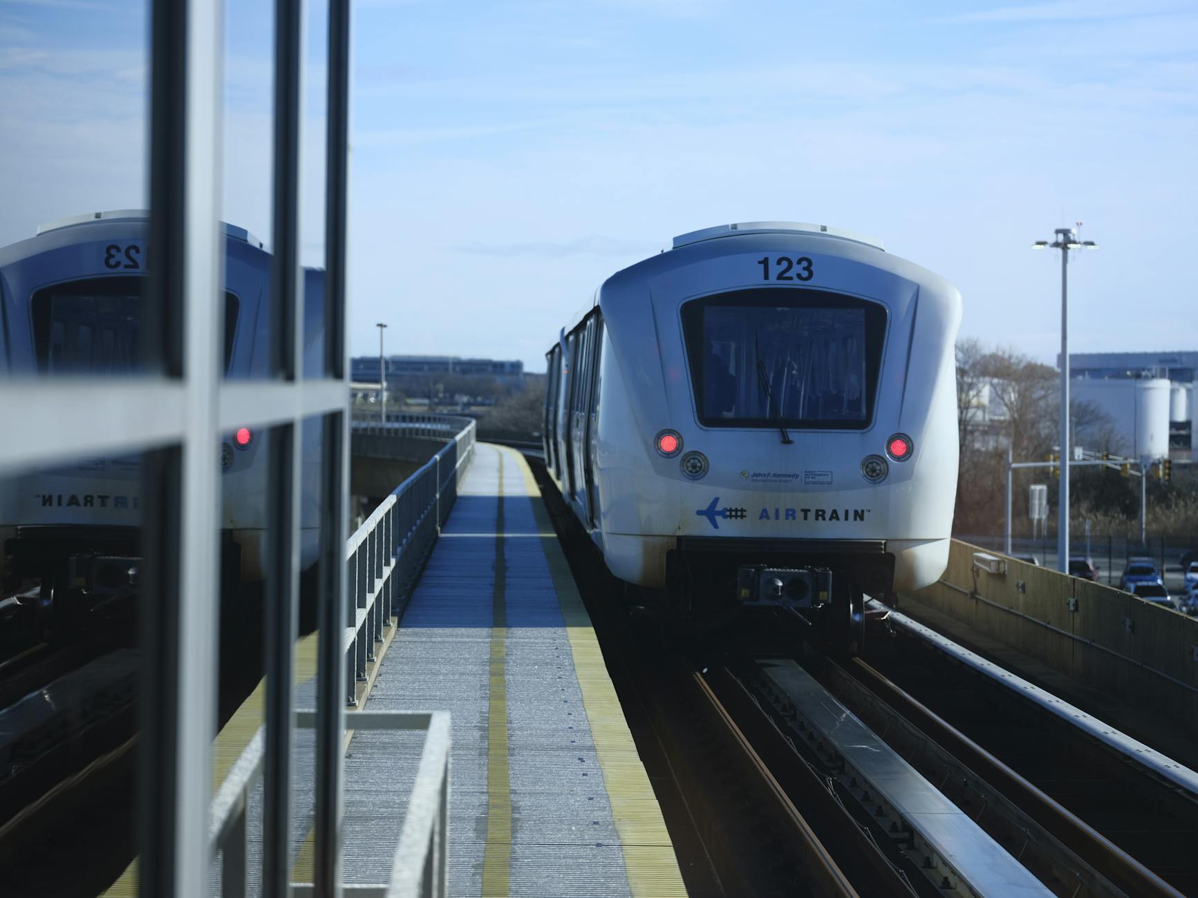 The City Airport Train (CAT) gets you from VIE to the city center in 16 minutes