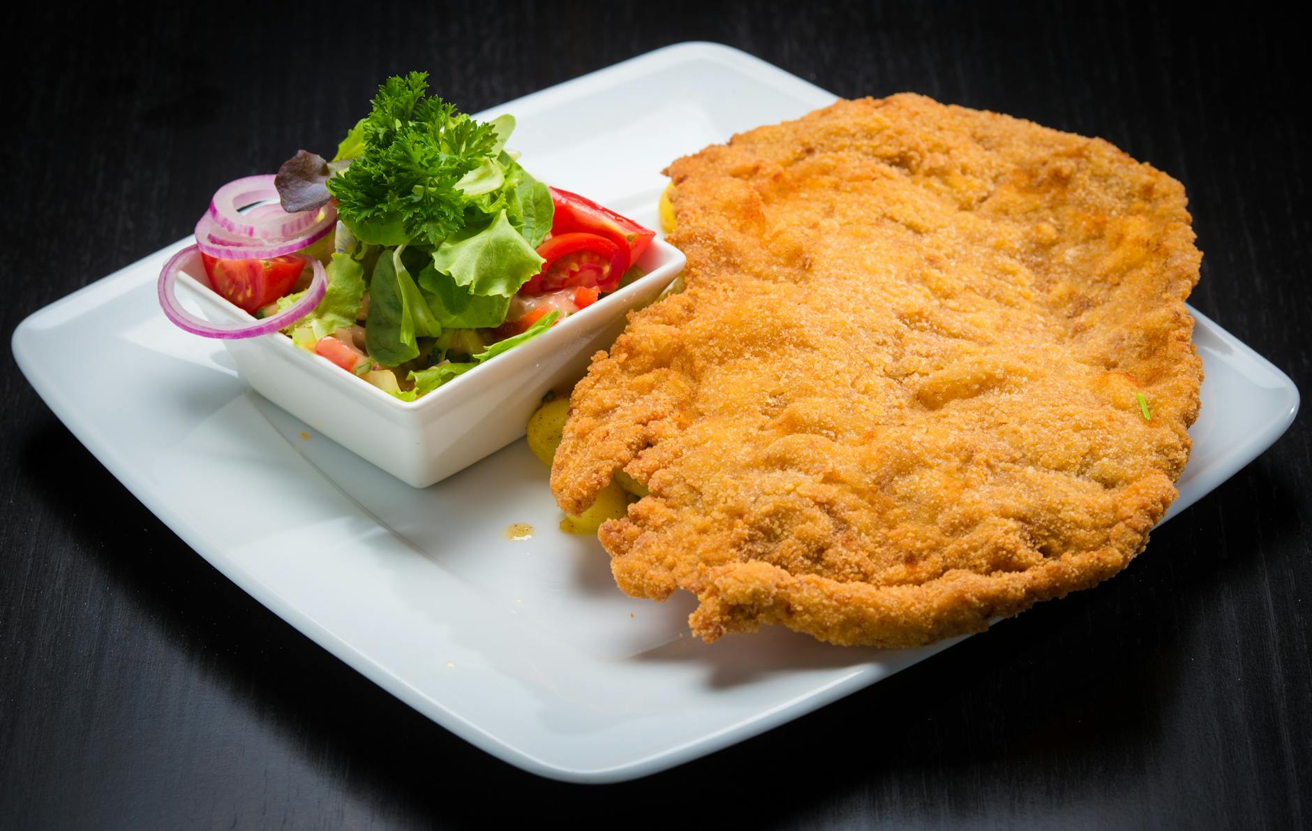 Wiener Schnitzel: History, Best Restaurants & Ordering Guide