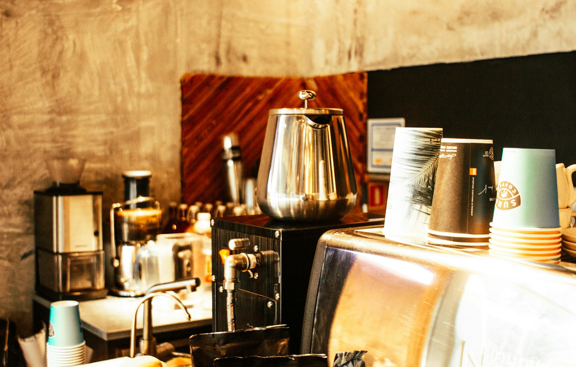 A traditional Viennese coffeehouse — sit as long as you like, and never tip with a credit card