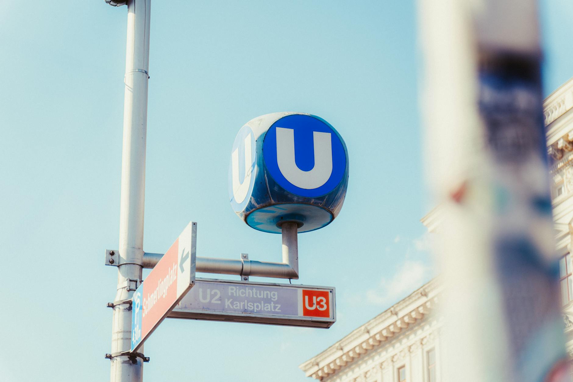 The U4 from Schönbrunn delivers you to the Inner City in 15 minutes