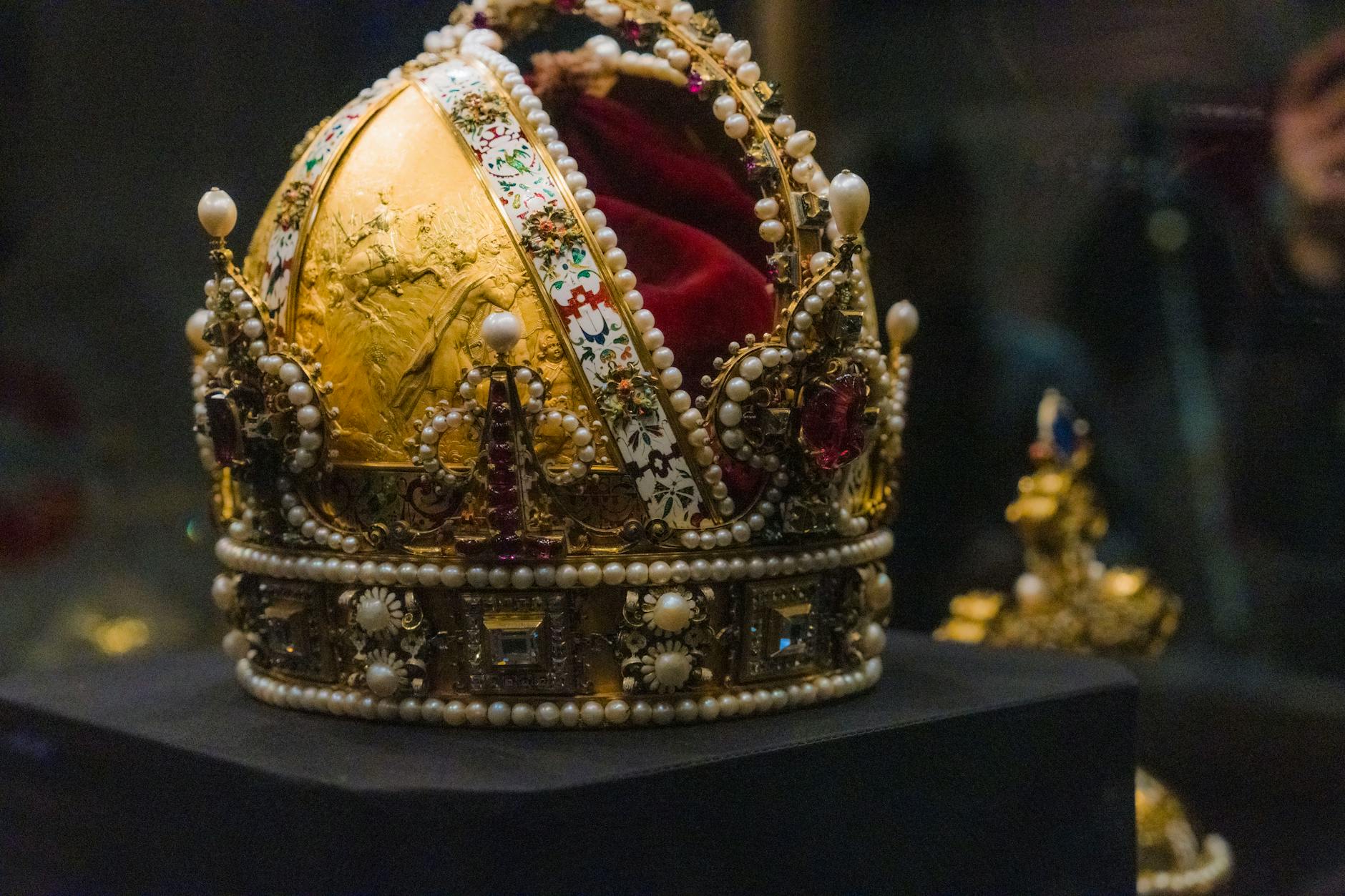 The Imperial Treasury (Schatzkammer) — holds the 1,000-year-old Crown of the Holy Roman Empire